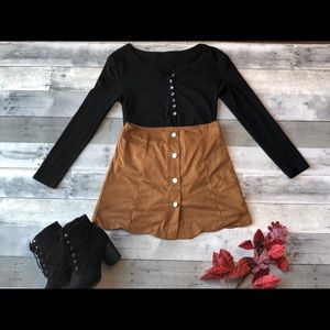 Brown button up scallop skirt